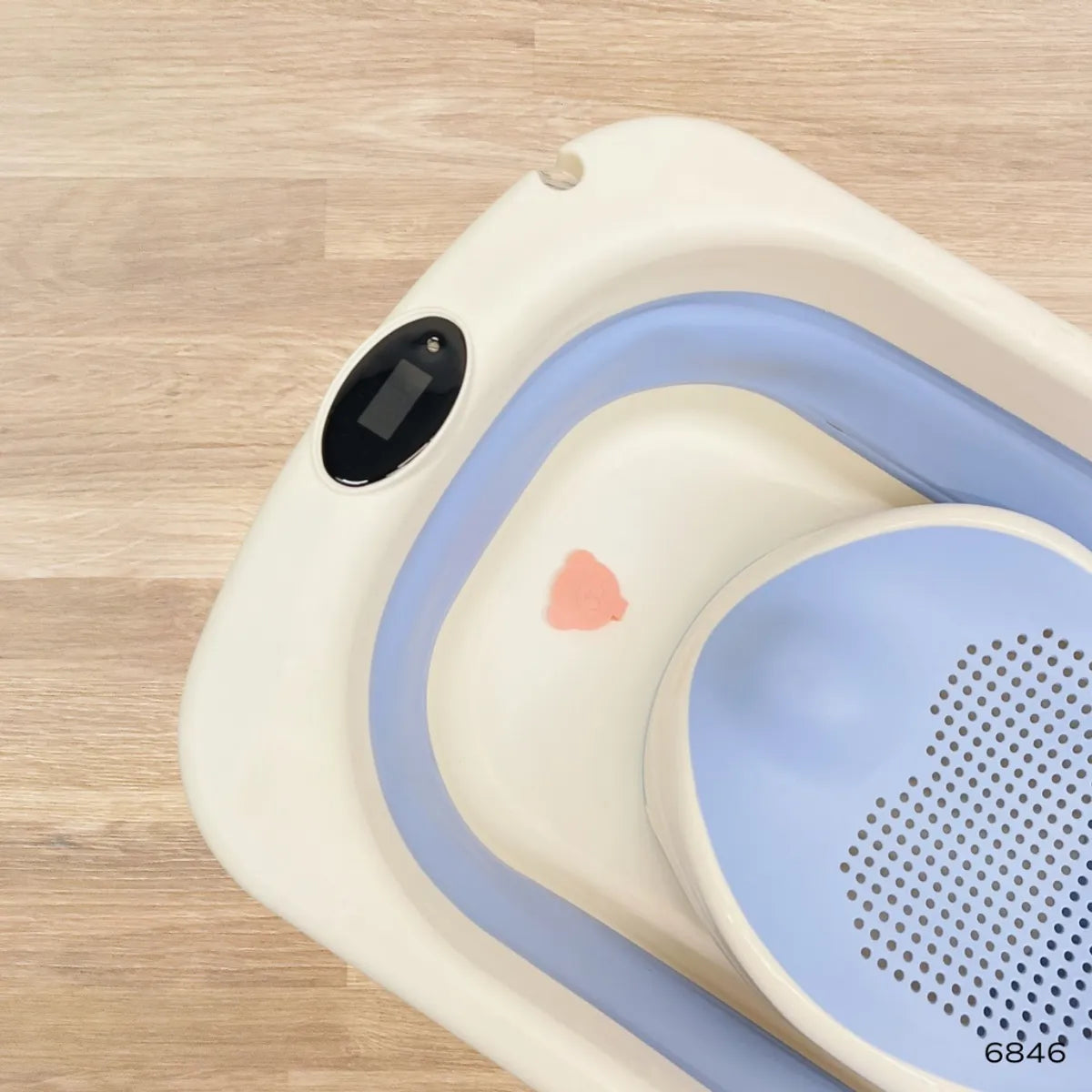 Safekido Premium AquaBuddy Baby Bath tub with seat