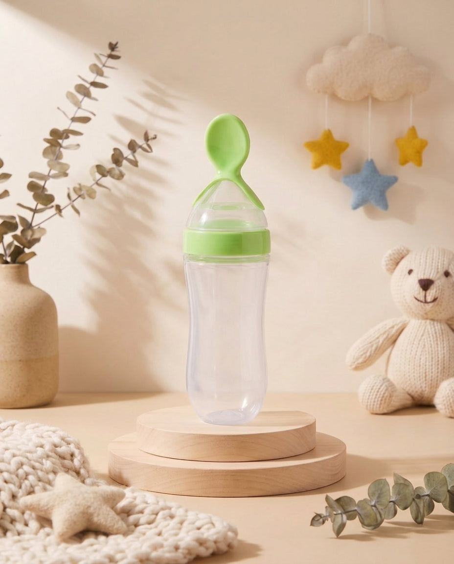 SafeKido Squeezy Spoon Feeder in Green — squeeze-control silicone spoon for mess-free feeding